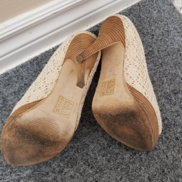 Aldo heels - Picture 2 of 2